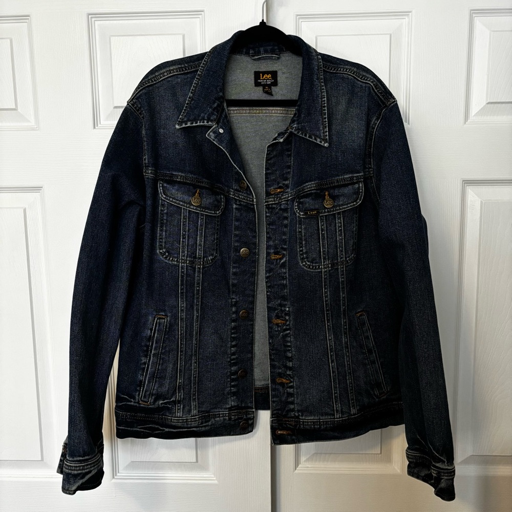Lee Men's XL Dark Wash Denim Trucker Jacket Stretch Jean Coat Premium Outerwear - Picture 3 of 15